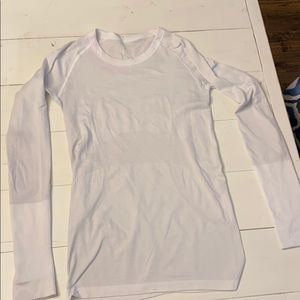 Lululemon crew tech long sleeve
